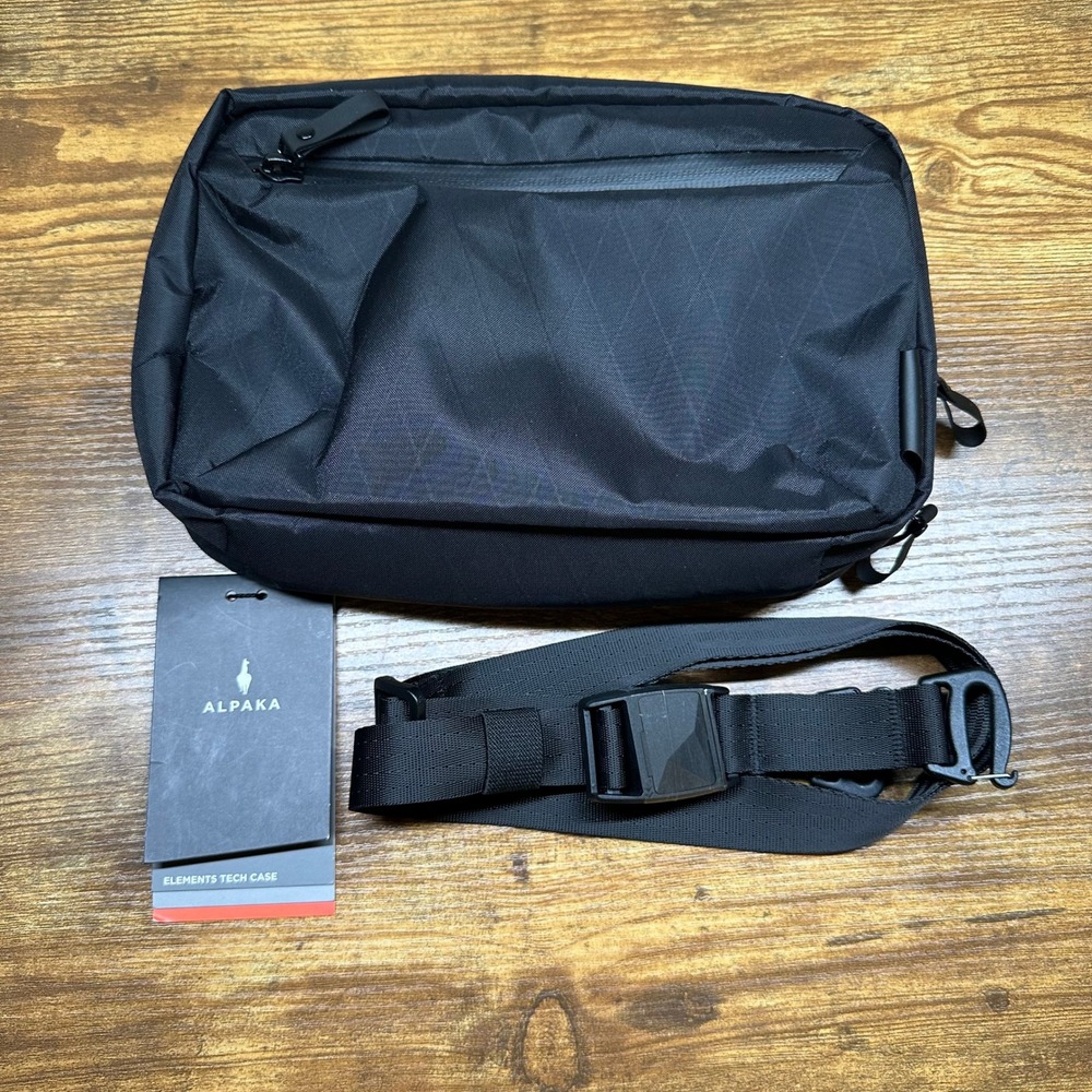 Alpaka Elements Tech Case Black X-Pac VX21 Sling Bag Organizer AD010490103 NEW